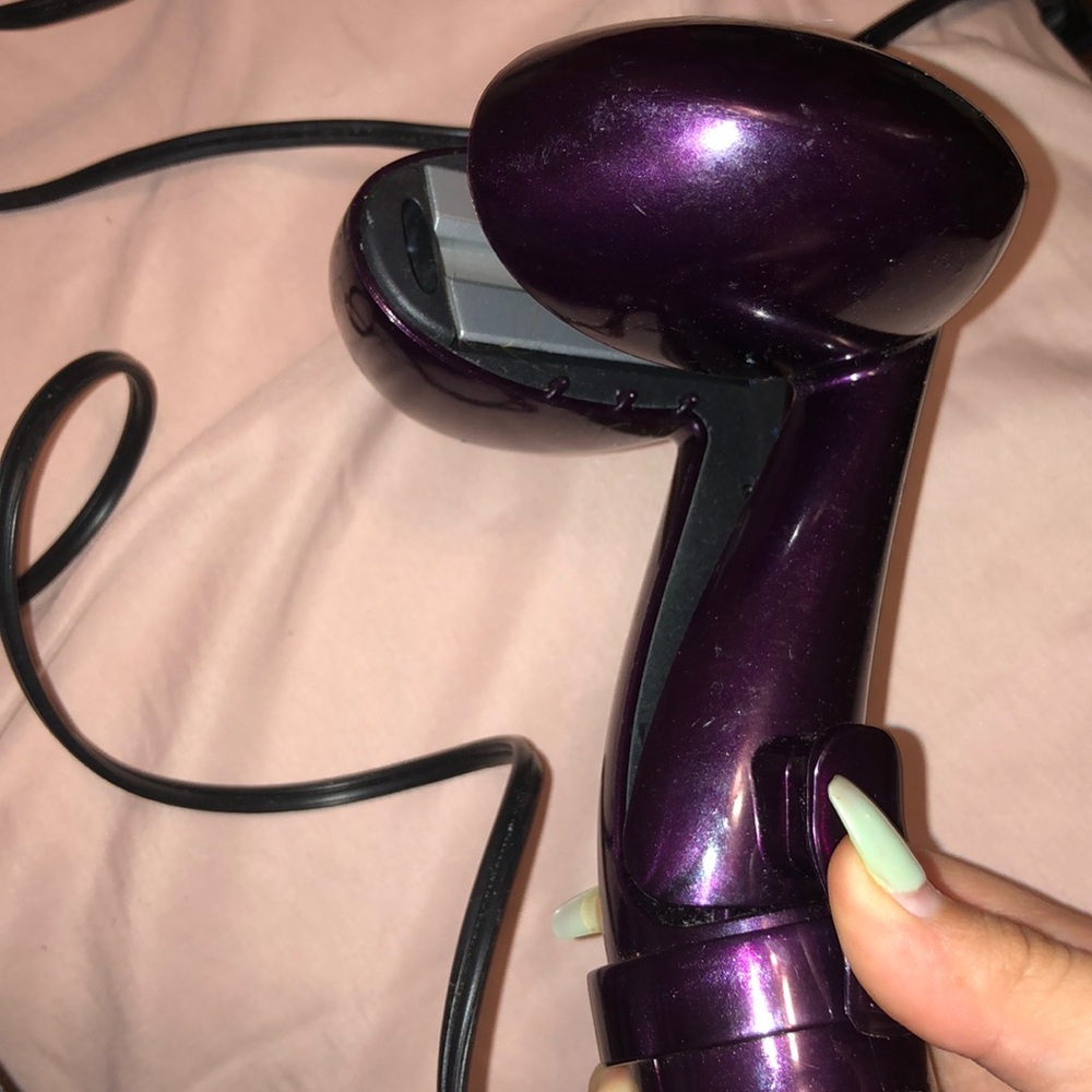 Infiniti pro by Conair hair curler